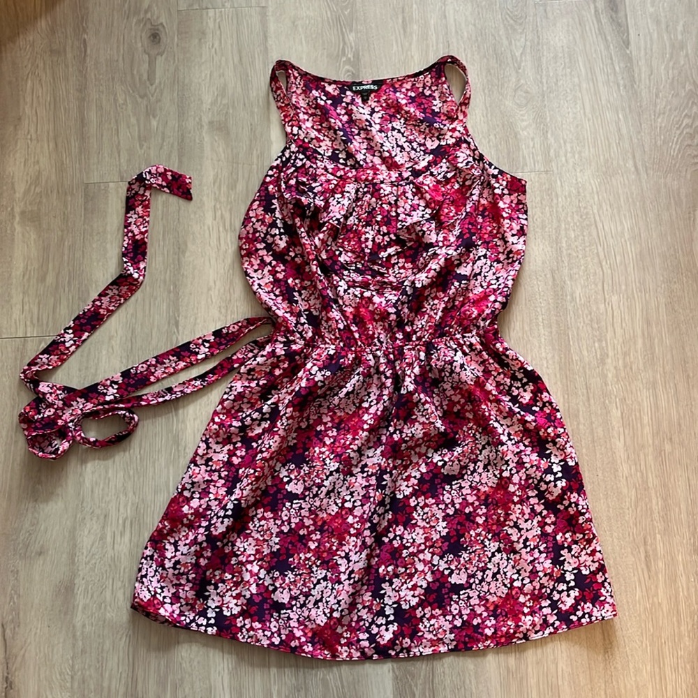 Express dress.